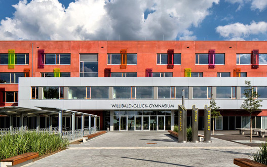 Das neue Willibald Gluck Gymnasium
