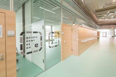 3 OEsterreich Richard Tanzer Bildungsquarti 4 